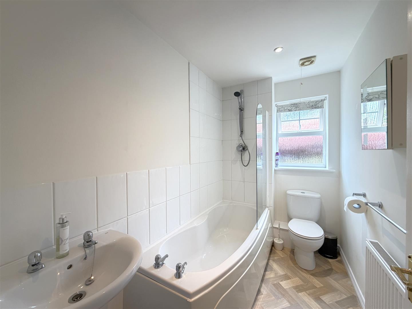 Turberville Place, Off Ansells Way, Central Warwick (Nr Sainburys & Race Course) 14